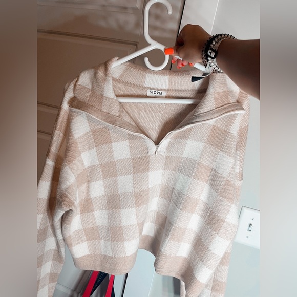 cream and white storia plaid zip up sweater - Picture 2 of 3